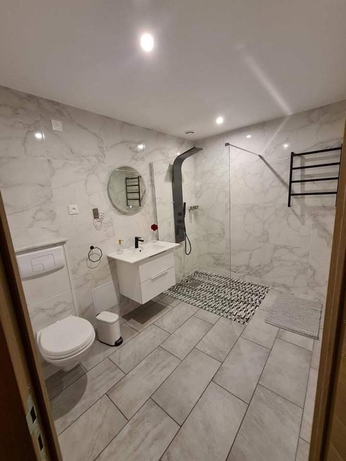 L Evasion Secrete Hotel Quarouble Ngoại thất bức ảnh