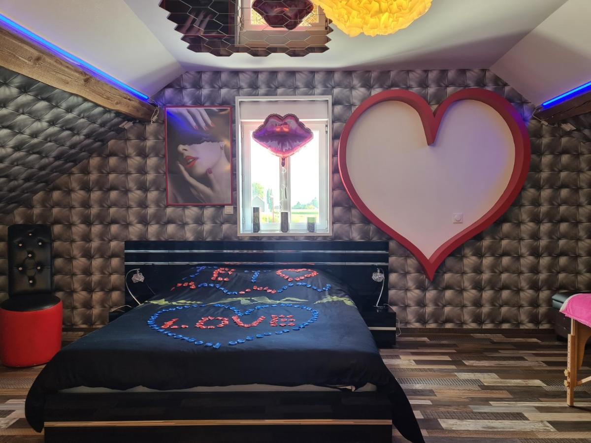 L Evasion Secrete Hotel Quarouble Ngoại thất bức ảnh